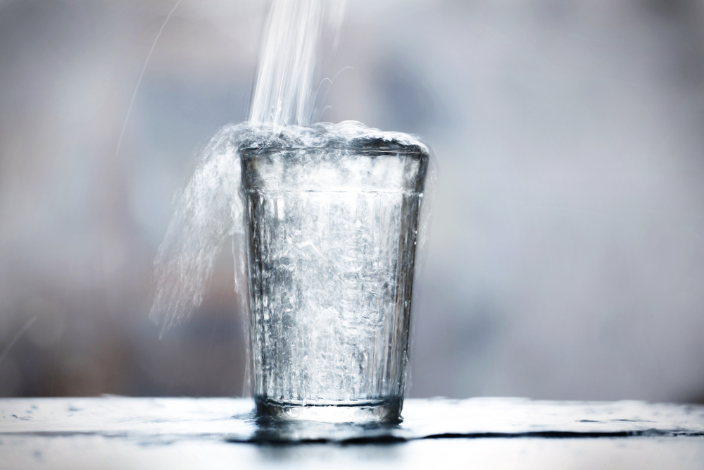 4 Reasons Why You Need to Stop Making Excuses and Start Guzzling More Water