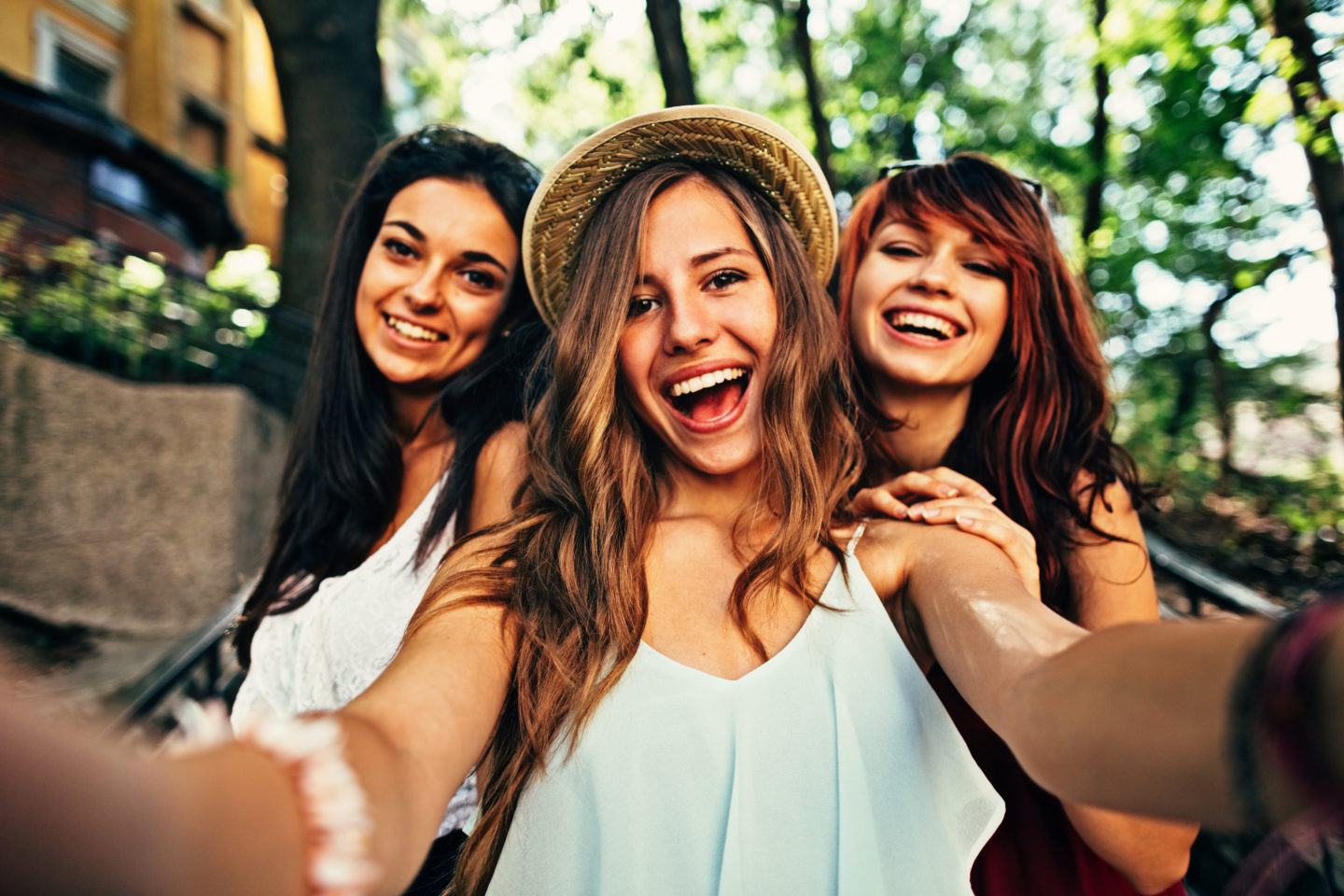 10 Best Things About Being The Only Single Girl In A Friend Group