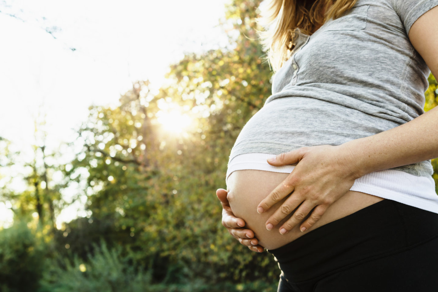 How Signs In These 23 States May Have Led To A Decrease In Alcohol Consumption By Moms-to-Be